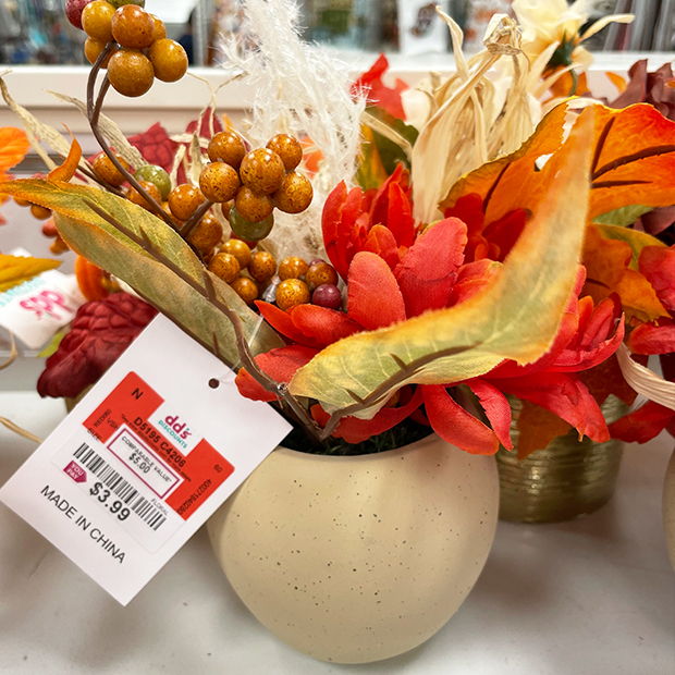 Fall vase table decor